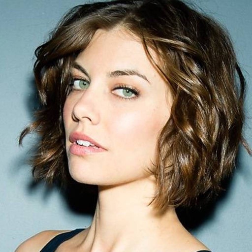 Short Haircuts & Hairstyles For Women