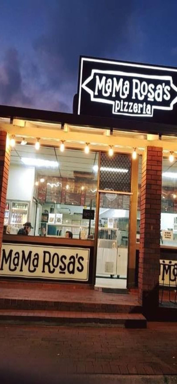 Mama Rosas Pizzeria