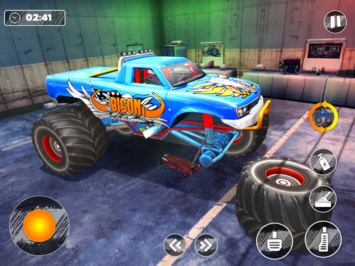 Hot Monster Truck Racing Stunt