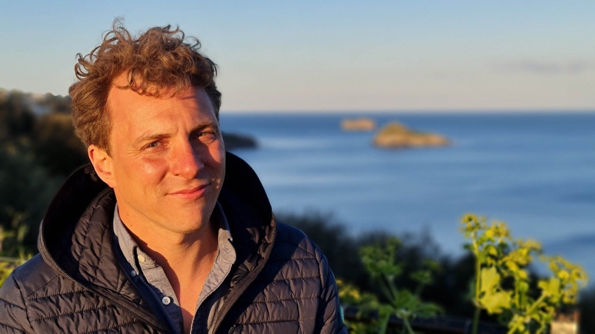 Walking Wartime Britain Apple TV