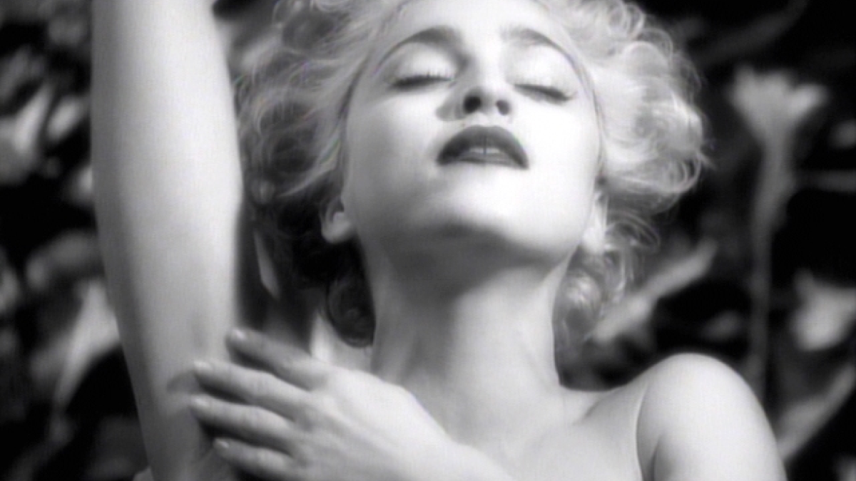 Madonna videos. Мадонна 1990. Мадонна Vogue. Madonna в 1990 е. Madonna Vogue клип.