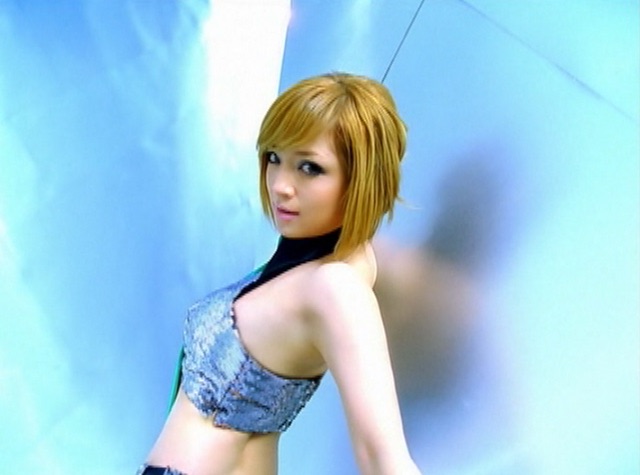 Don T Leave Me Alone Ayumi Hamasaki Video La Musica In Radio