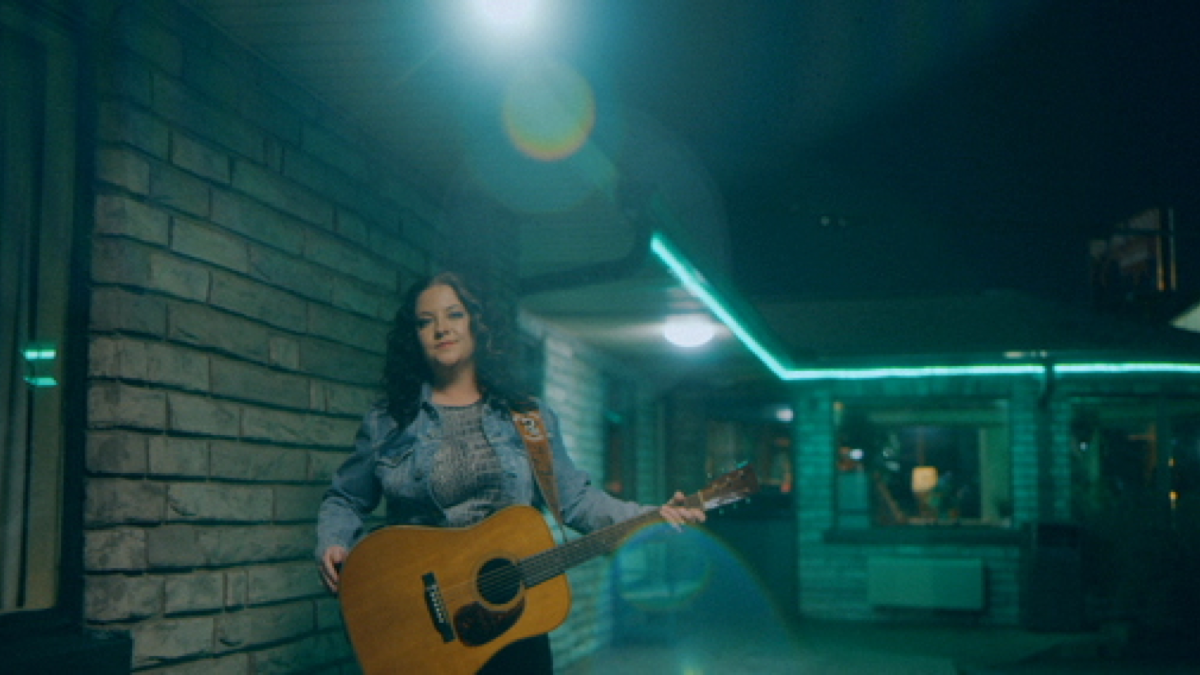 ‎One Night Standards by Ashley McBryde on Apple Music