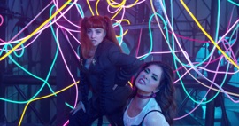La Mujer Mon Laferte & Gloria Trevi Latin Music Video 2021 New Songs Albums Artists Singles Videos Musicians Remixes Image