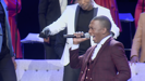 Yingakho Ngicula (feat. Dumi Mkokstad) - Spirit of Praise