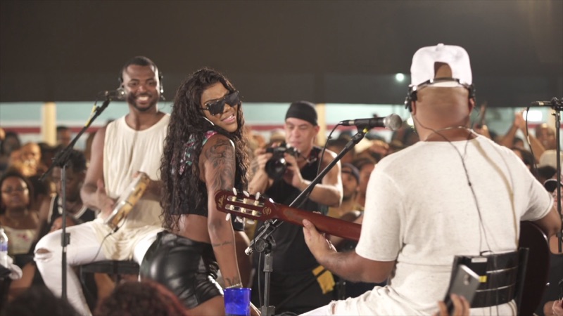 Cheguei Feat Ludmilla Vou Pro Sereno Video Music Store diego rispoli