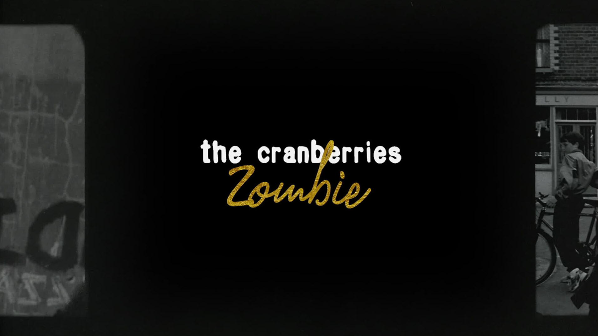 Zombie lyrics. The Cranberries. Группа the Cranberries смерть.