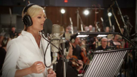 Helene Fischer - Maria durch ein Dornwald ging (At Abbey Road Studios, London) artwork