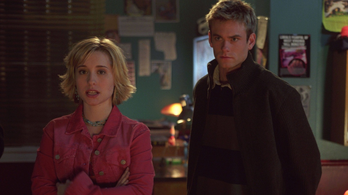 Smallville Saison 1 Vf Streaming Loin des yeux - Smallville (saison 1, épisode 20) | Apple TV (FR)