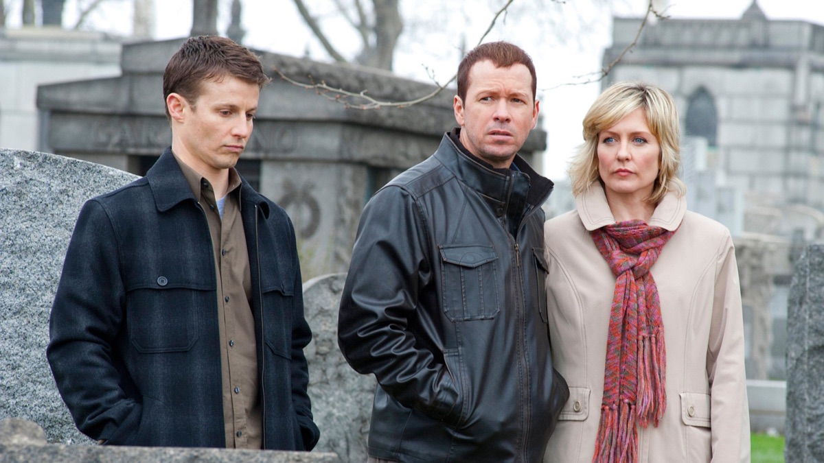 The Blue Templar Blue Bloods (Season 1, Episode 22) Apple TV