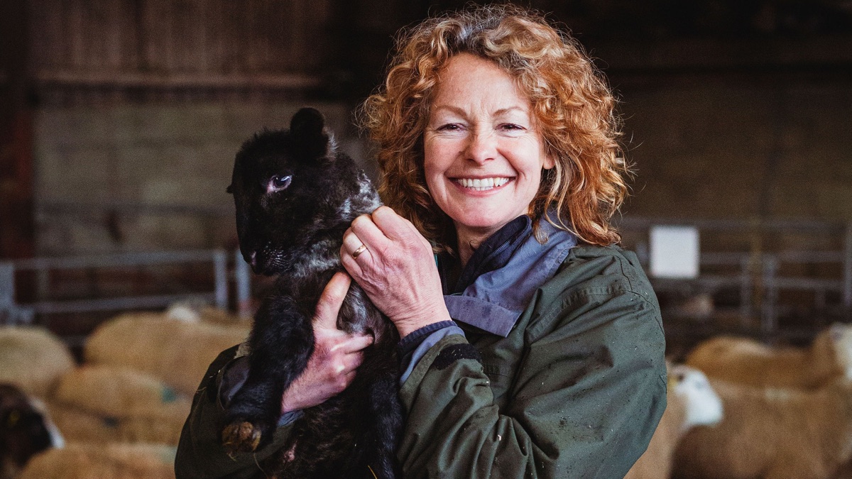 Escape To The Farm With Kate Humble - Apple TV (UK)