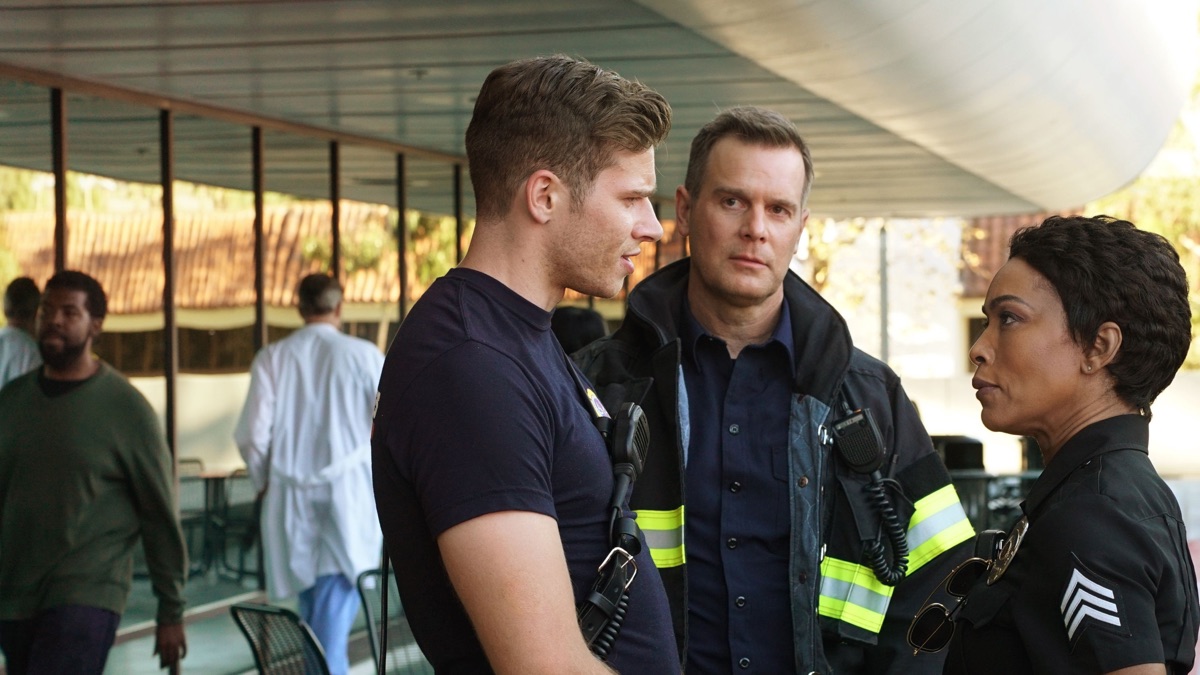 Pilot – 9-1-1 (Series 1, Episode 1) | Apple TV (UK)